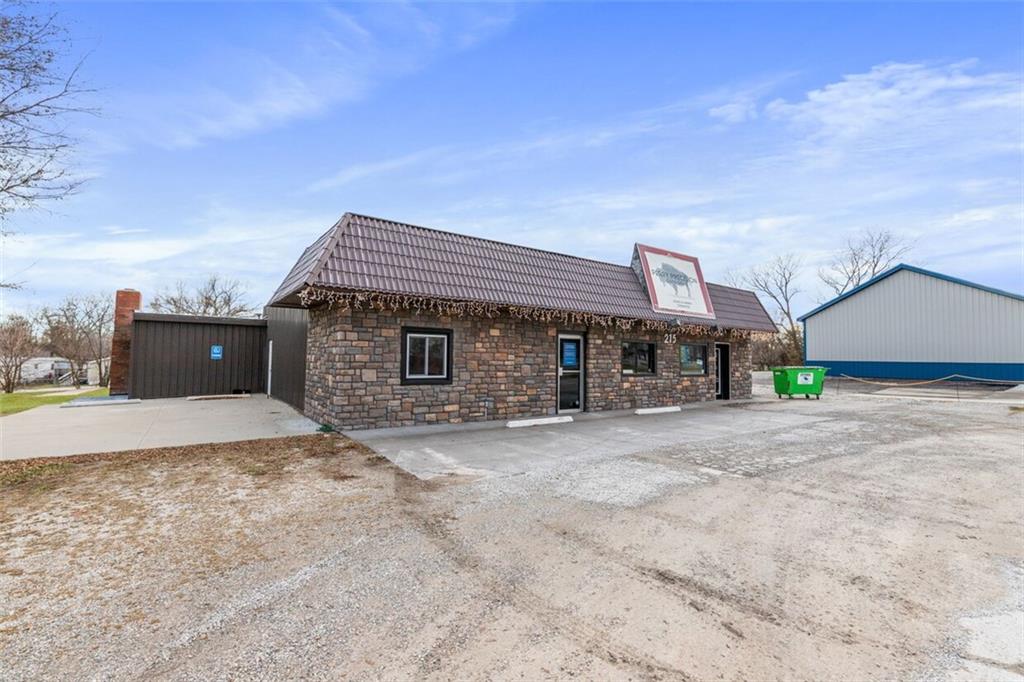 Listing Photo MLS #HMS2491732