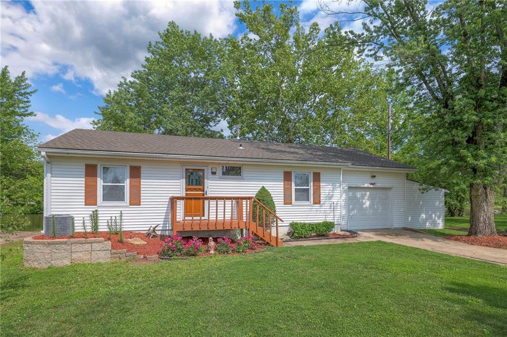 Listing Photo MLS #HMS2496746