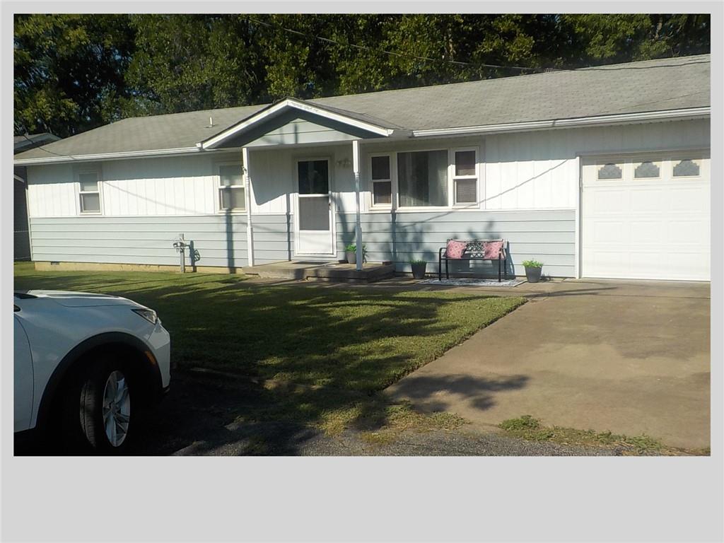 Listing Photo MLS #HMS2505077