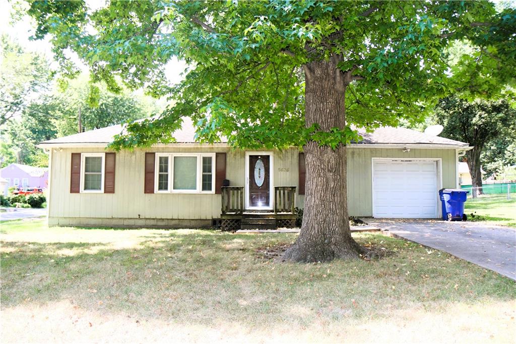 Listing Photo MLS #HMS2505889