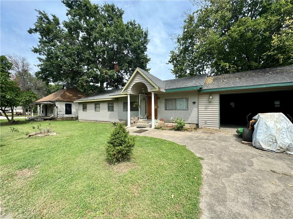 Listing Photo MLS #HMS2506308