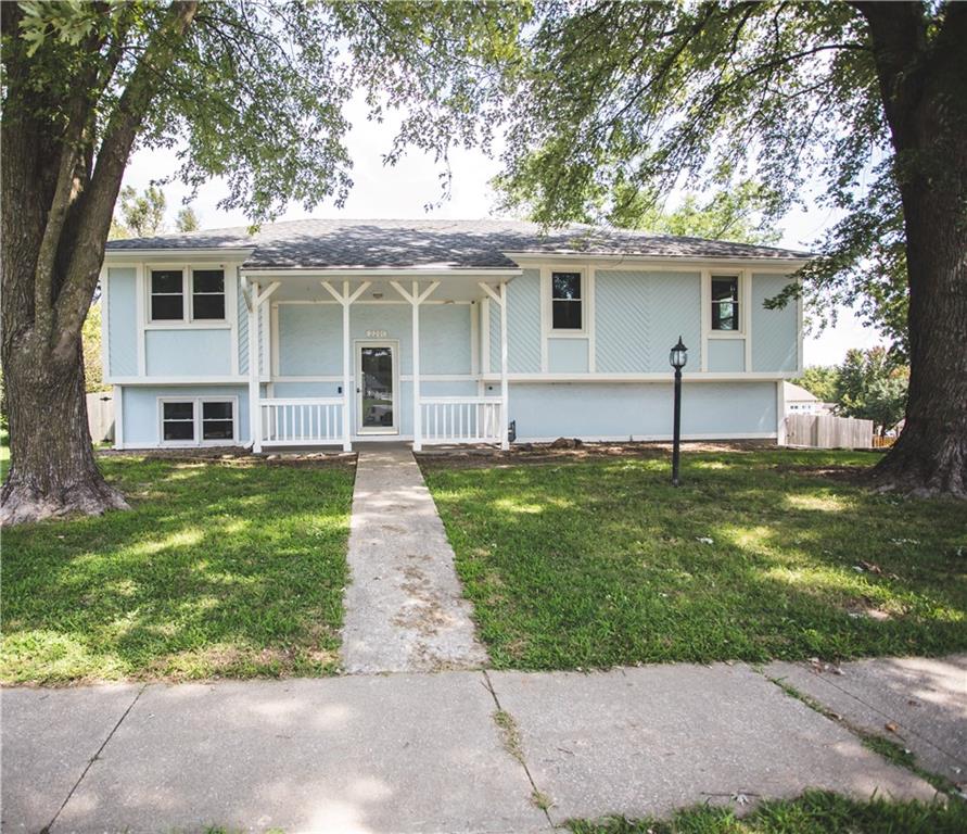 Listing Photo MLS #HMS2508381