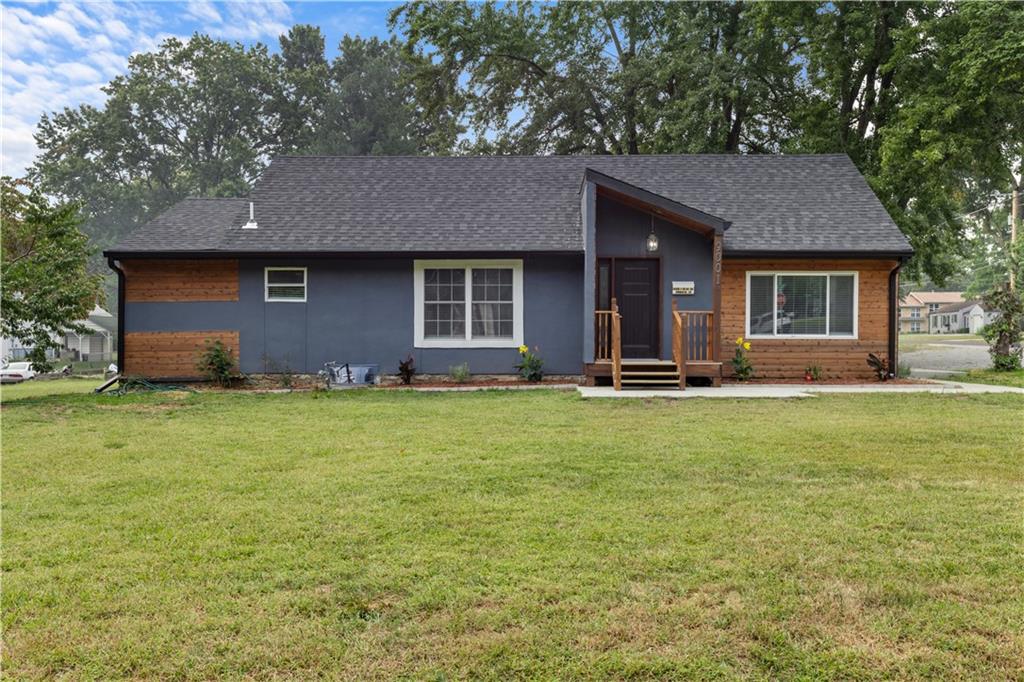 Listing Photo MLS #HMS2510149