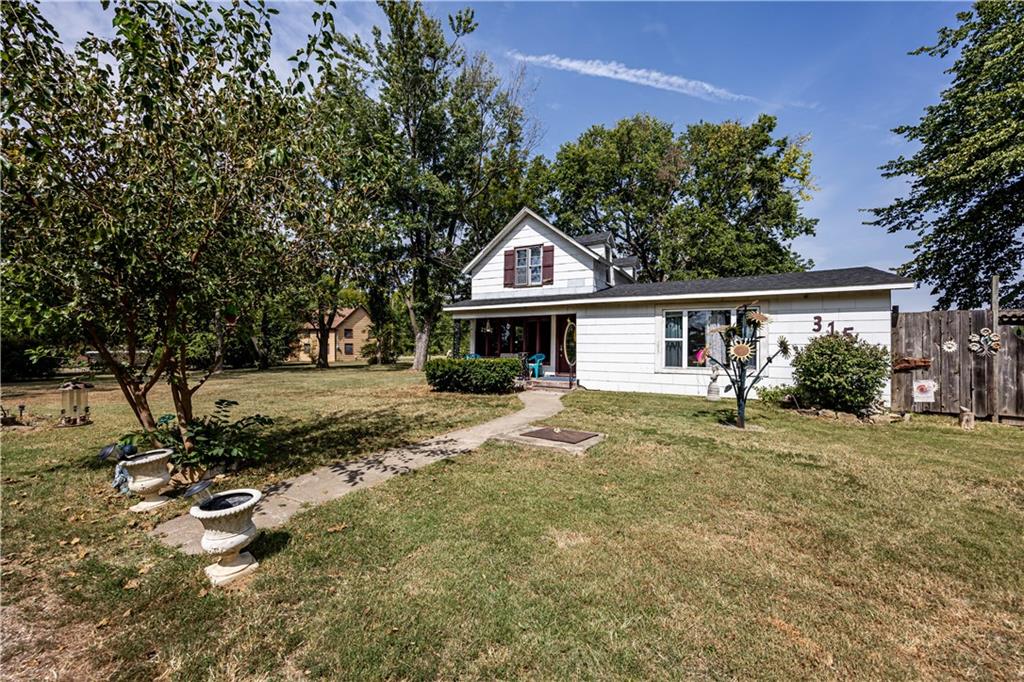 Listing Photo MLS #HMS2510501