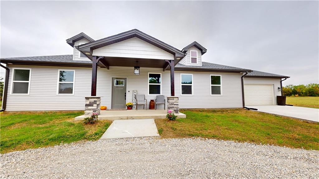 Listing Photo MLS #HMS2511137