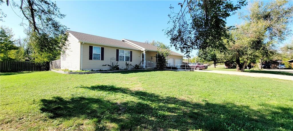 Listing Photo MLS #HMS2514286