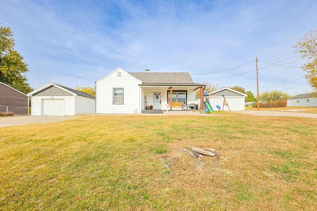 Listing Photo MLS #HMS2517092