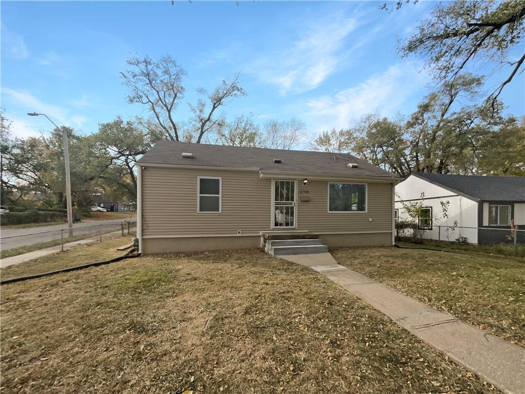 Listing Photo MLS #HMS2517728