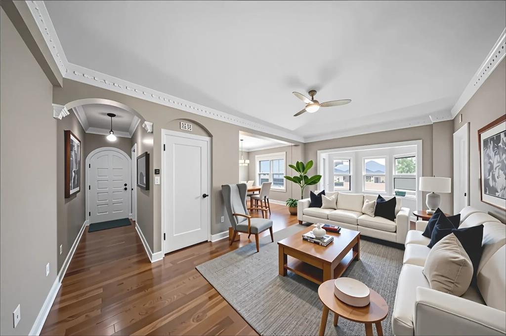 Listing Photo MLS #HMS2526139