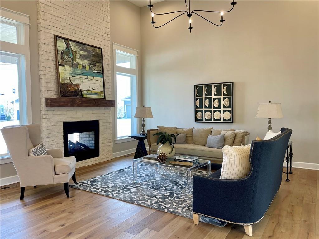 Listing Photo MLS #HMS2526425