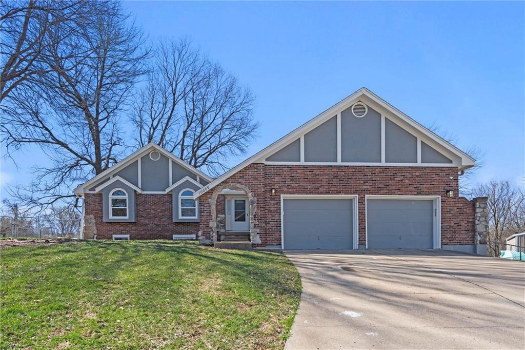 Listing Photo MLS #HMS2530237