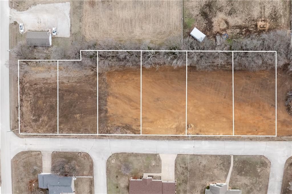 Listing Photo MLS #HMS2531098