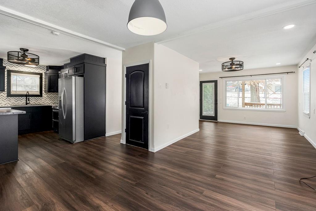 Listing Photo MLS #HMS2531432