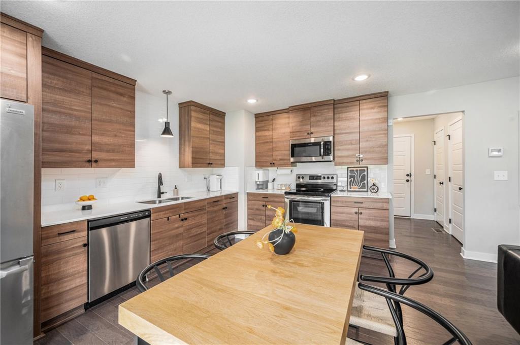 Listing Photo MLS #HMS2531512