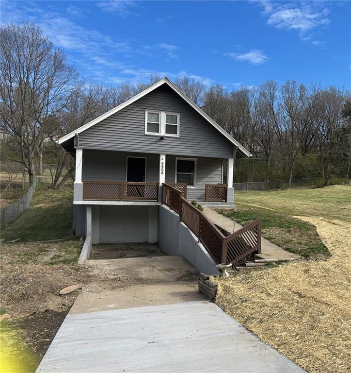 Listing Photo MLS #HMS2533890