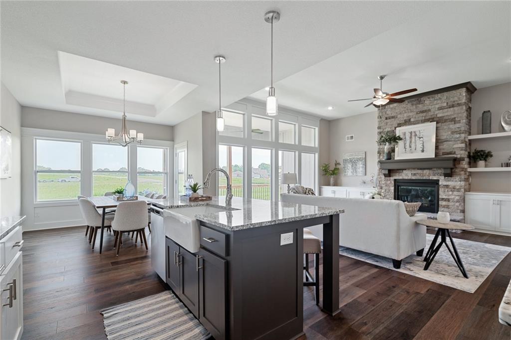 Listing Photo MLS #HMS2534850