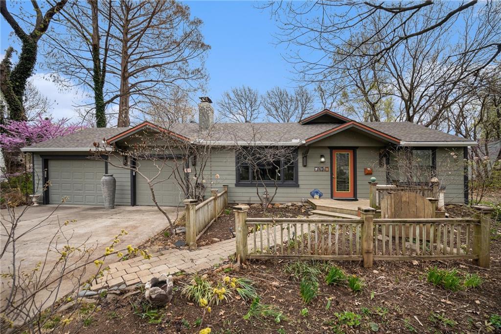 Listing Photo MLS #HMS2534895