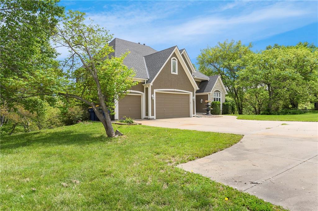 Listing Photo MLS #HMS2535046