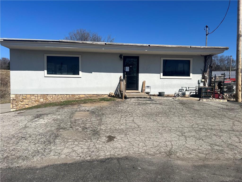 Listing Photo MLS #HMS2535659
