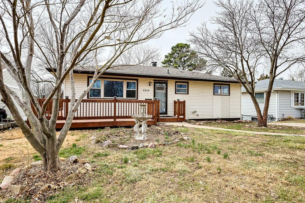 Listing Photo MLS #HMS2535998