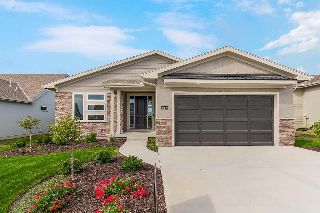 Listing Photo MLS #HMS2536766