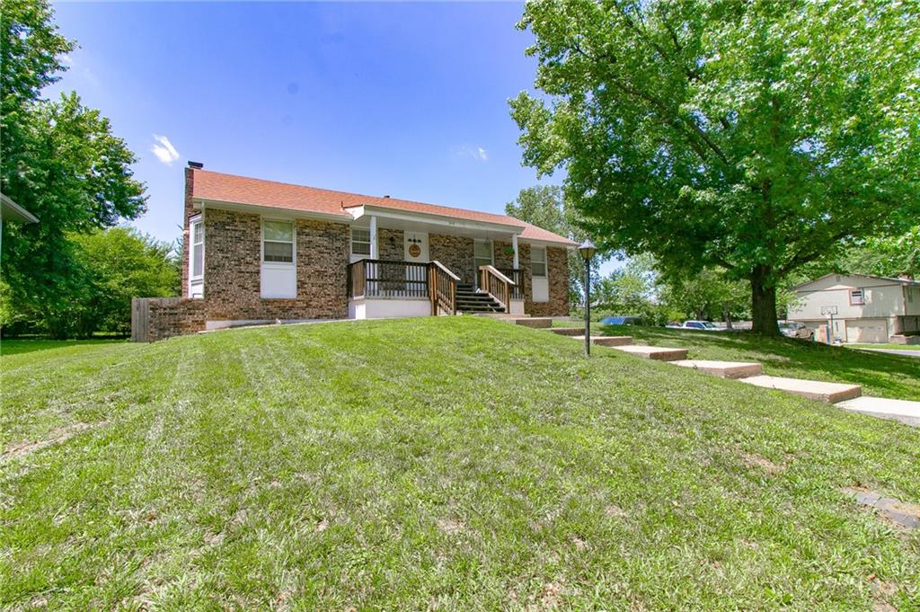Listing Photo MLS #HMS2537016