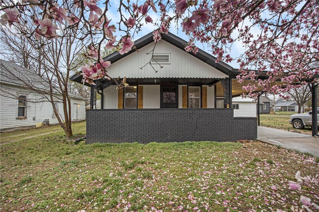 Listing Photo MLS #HMS2537215