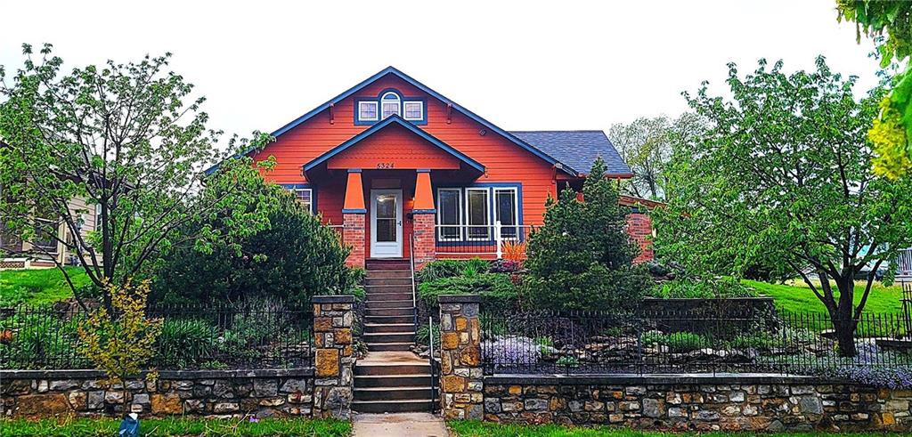 Listing Photo MLS #HMS2537599