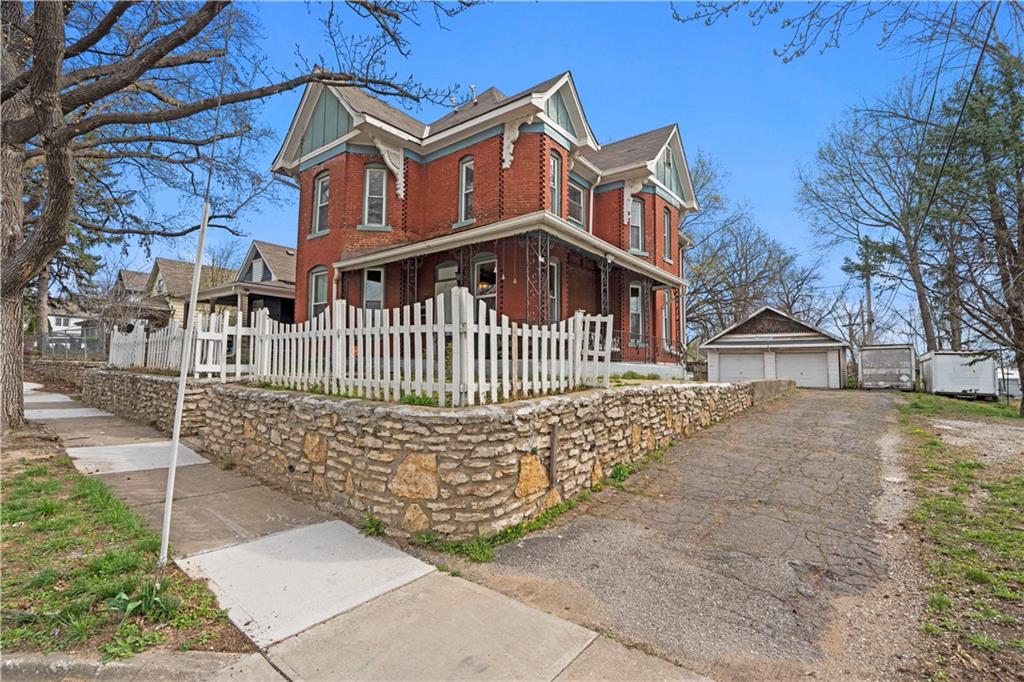 Listing Photo MLS #HMS2537728
