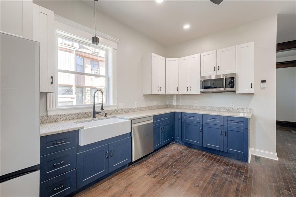 Listing Photo MLS #HMS2538006