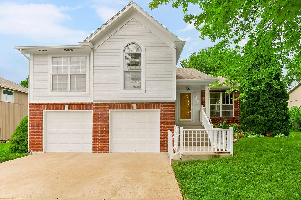 Listing Photo MLS #HMS2538265