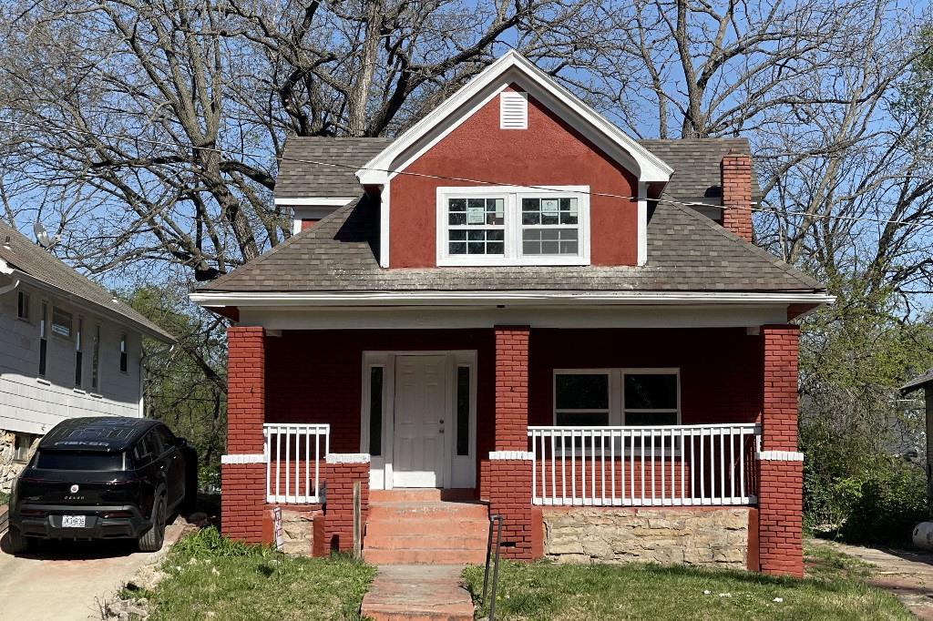 Listing Photo MLS #HMS2538682
