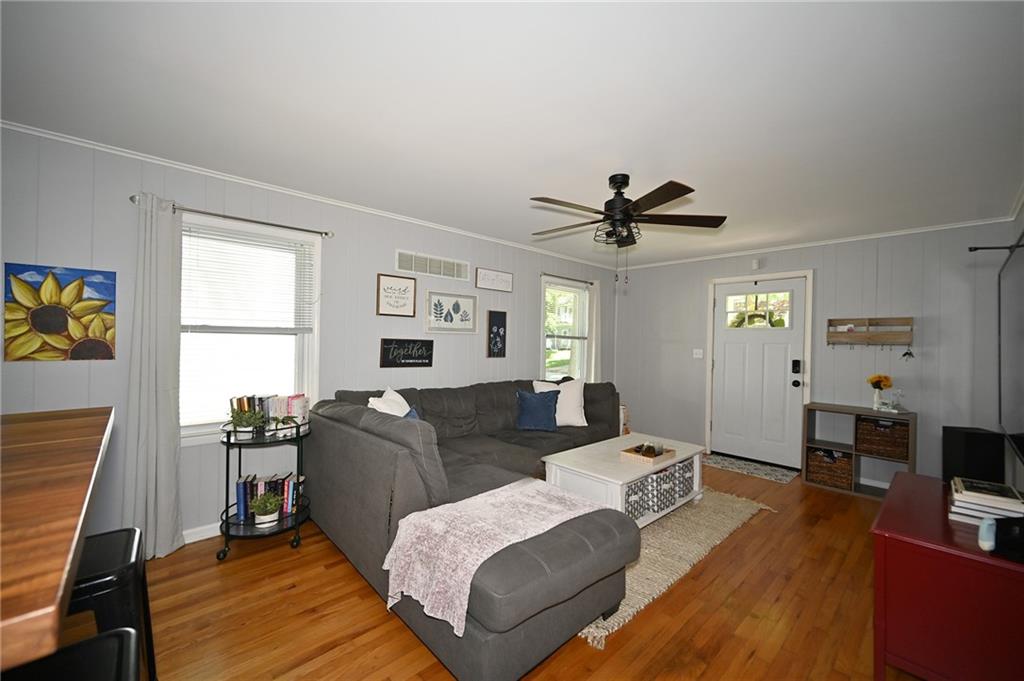 Listing Photo MLS #HMS2538683