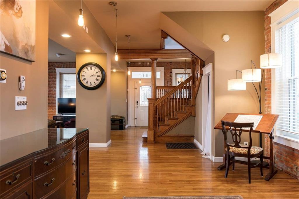 Listing Photo MLS #HMS2538763