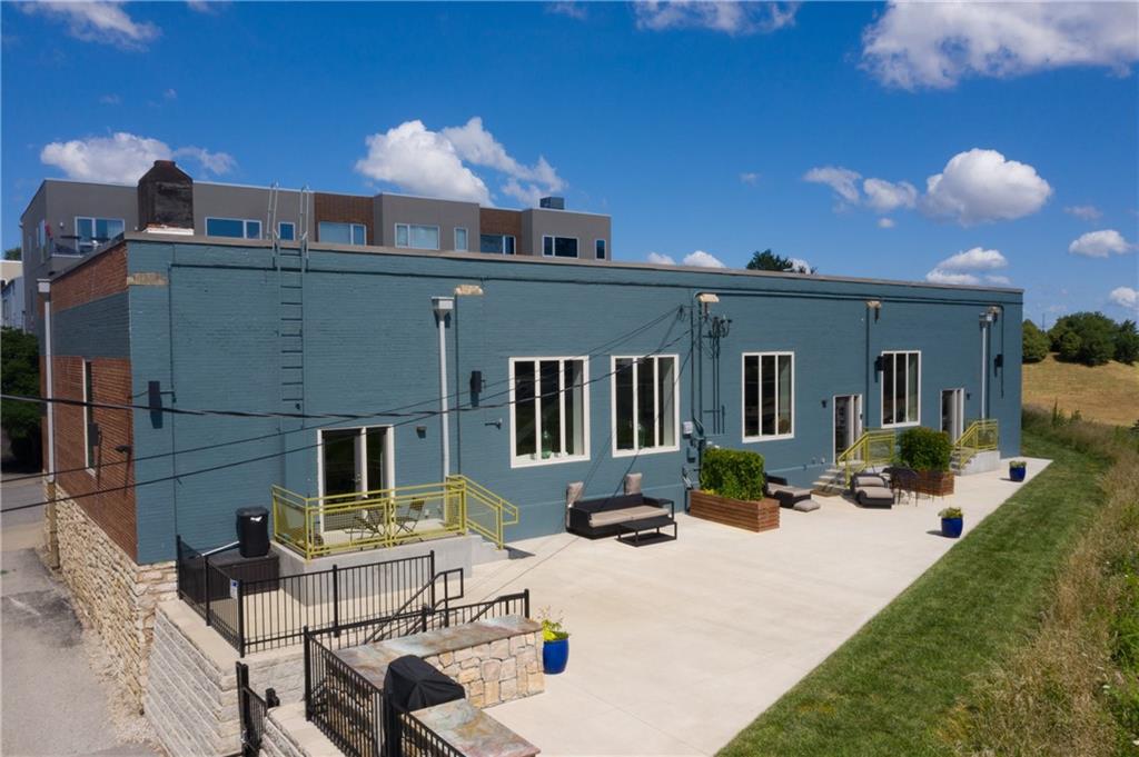 Listing Photo MLS #HMS2538846