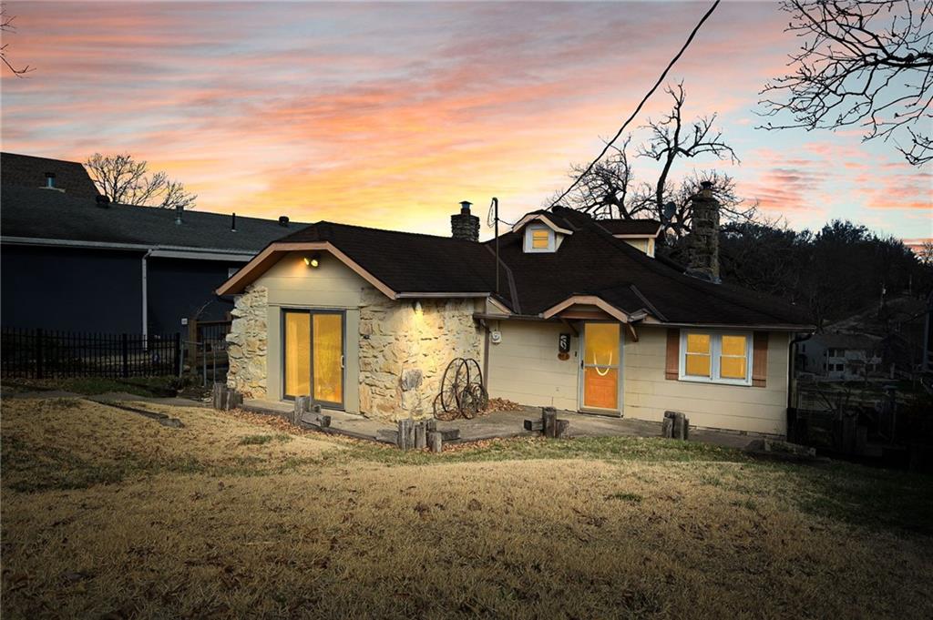 Listing Photo MLS #HMS2538868