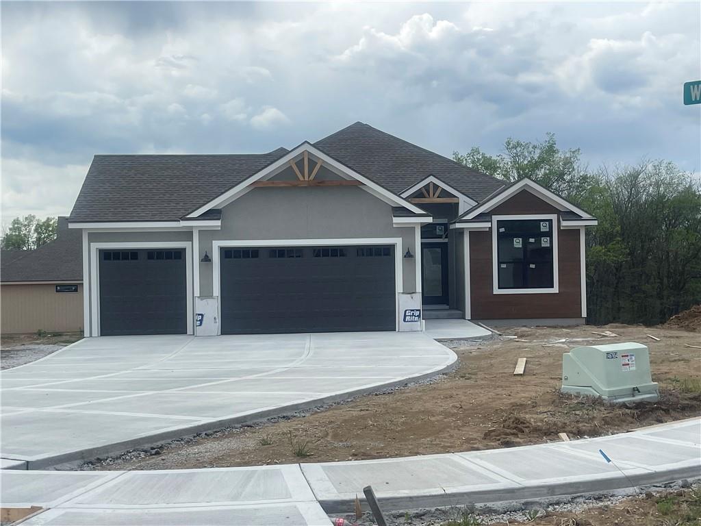 Listing Photo MLS #HMS2539296