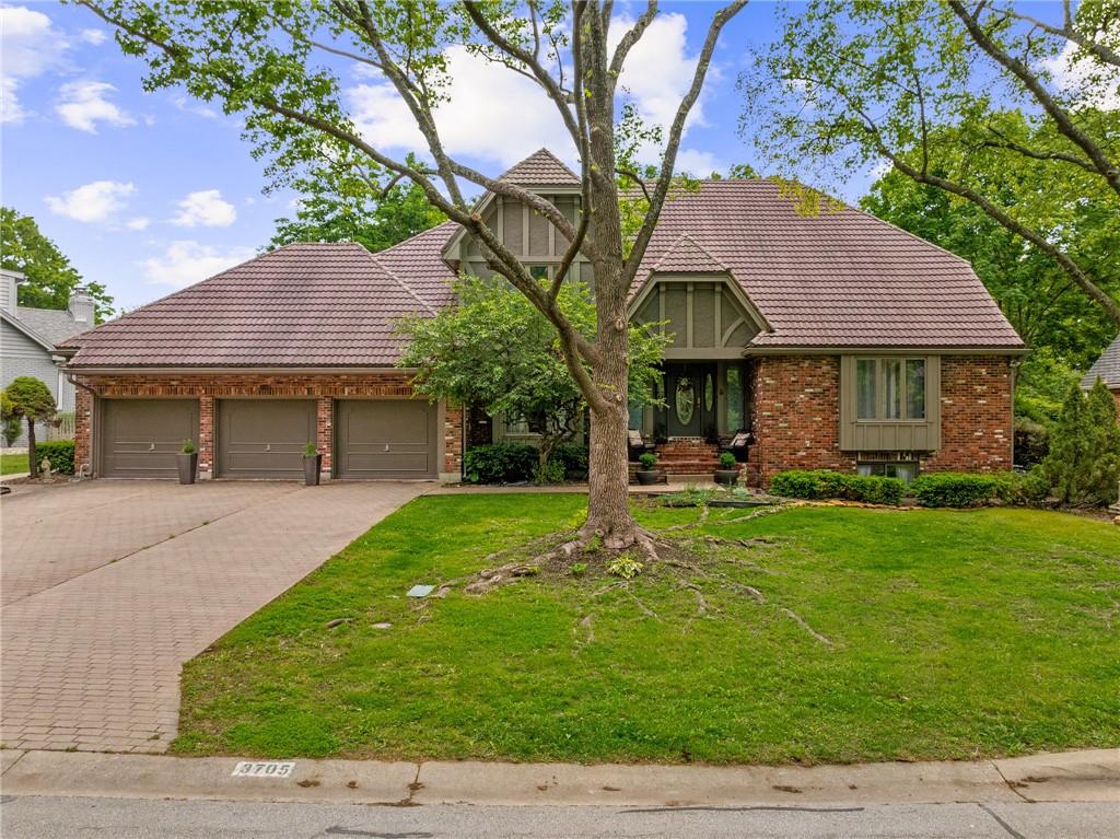 Listing Photo MLS #HMS2539582