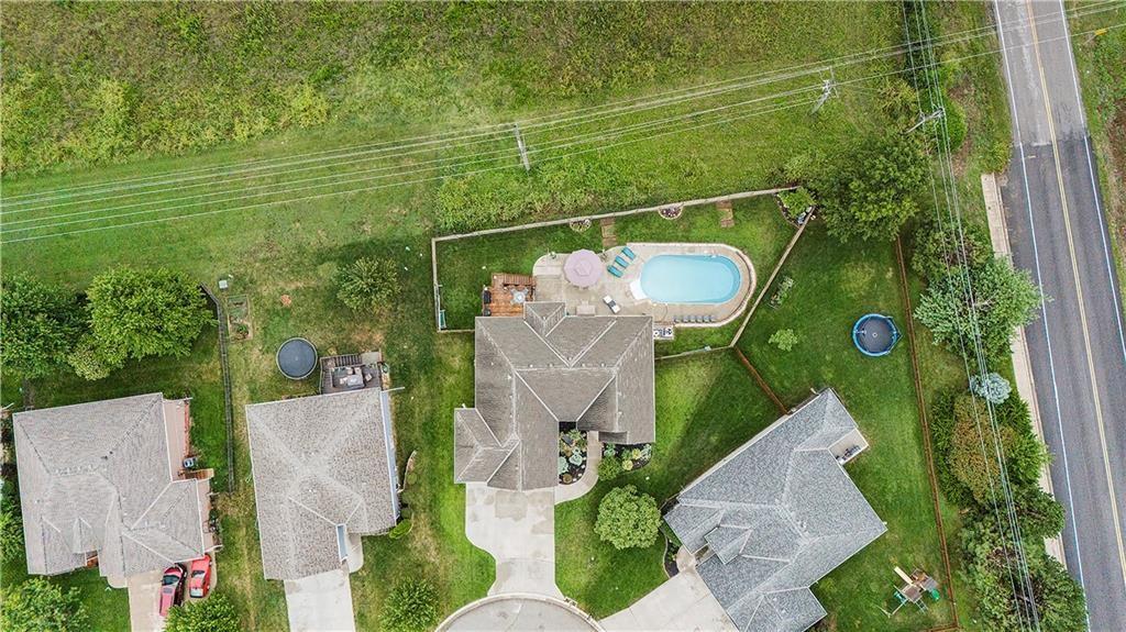 Listing Photo MLS #HMS2539639