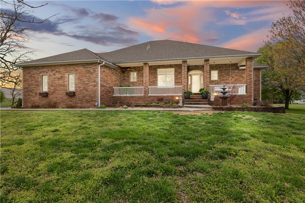 Listing Photo MLS #HMS2539648