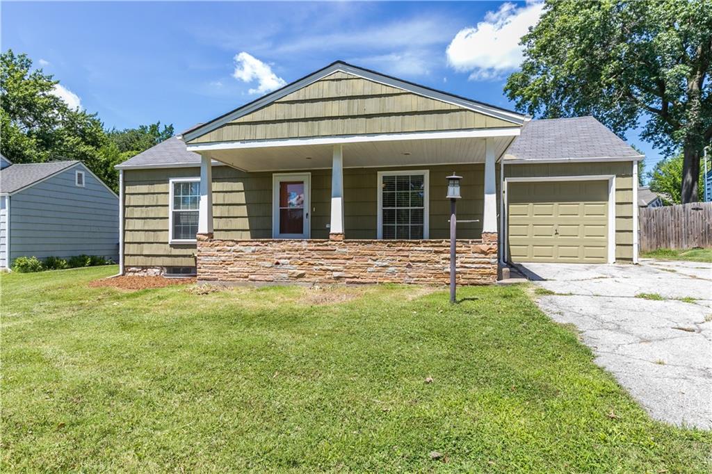 Listing Photo MLS #HMS2539654