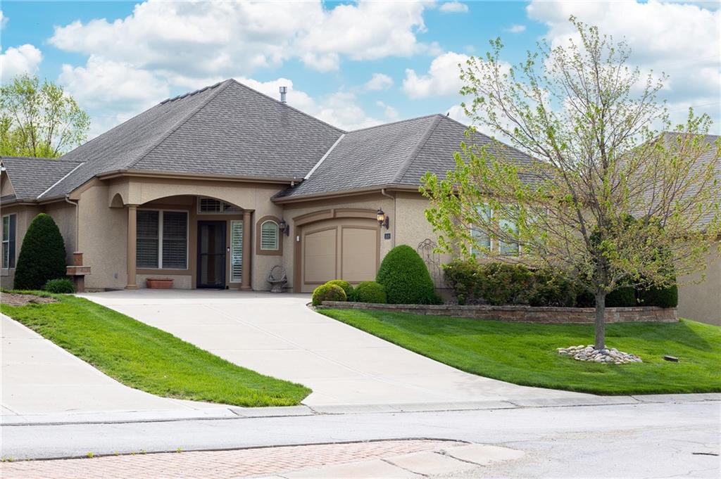 Listing Photo MLS #HMS2539674