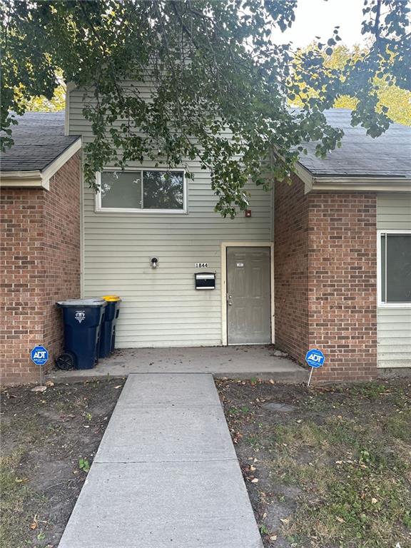 Listing Photo MLS #HMS2539985