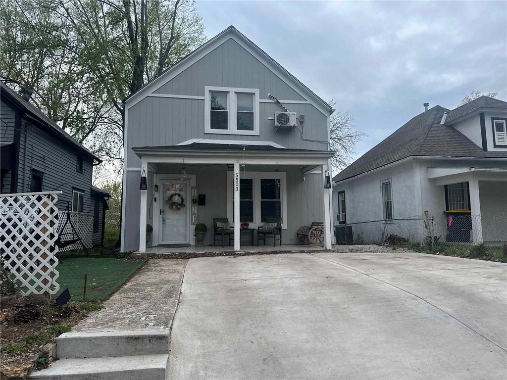 Listing Photo MLS #HMS2540041