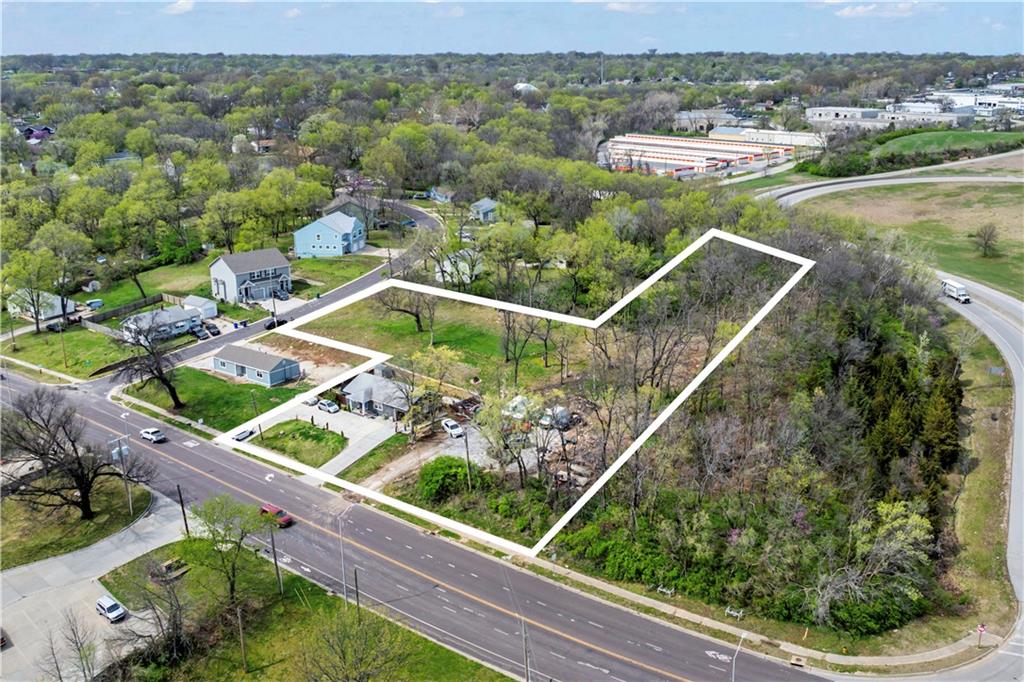 Listing Photo MLS #HMS2541125
