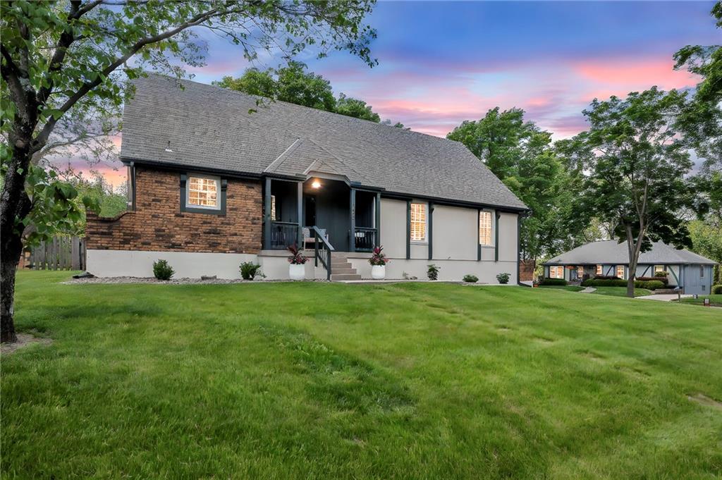 Listing Photo MLS #HMS2541319