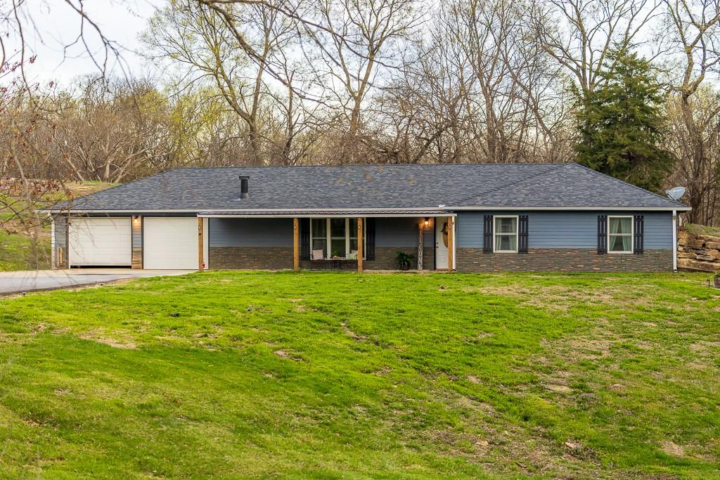 Listing Photo MLS #HMS2541434