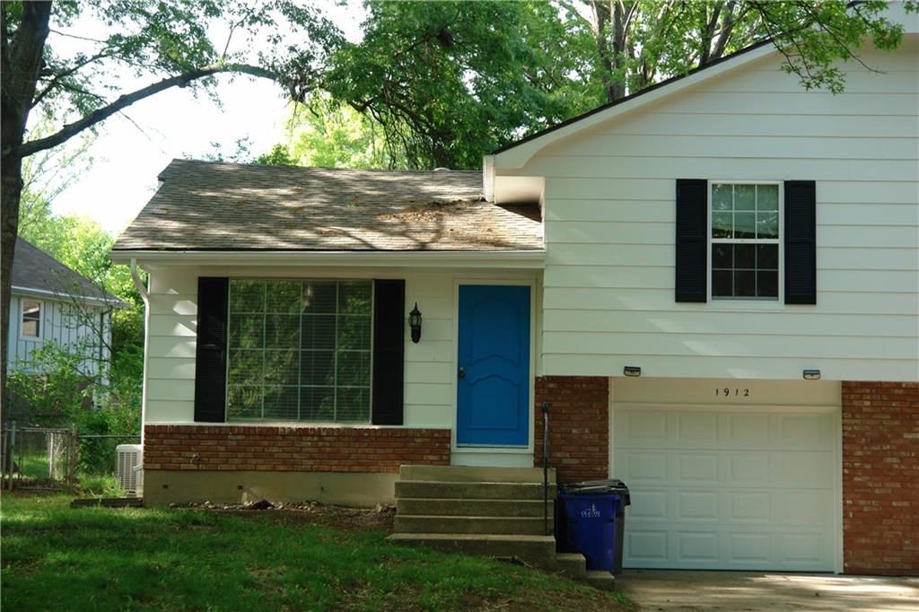 Listing Photo MLS #HMS2541554