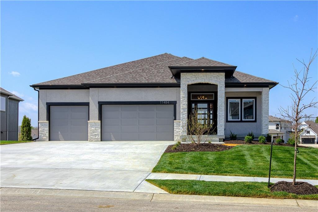 Listing Photo MLS #HMS2541706