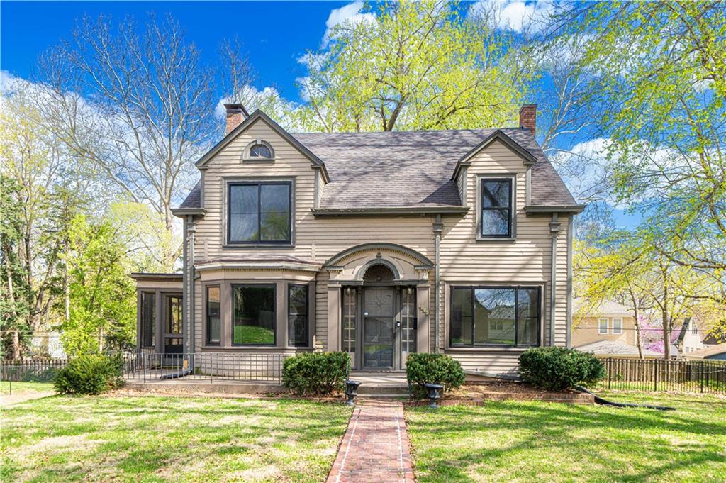 Listing Photo MLS #HMS2541815